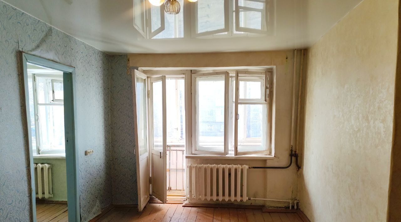 квартира г Жигулевск мкр В-1 6 фото 2