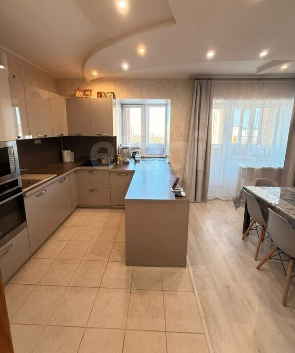 квартира г Ухта наб Газовиков 4/2 фото 1