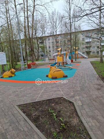 г Петергоф ул Озерковая 49/2 Петергоф, Ленинградская область фото