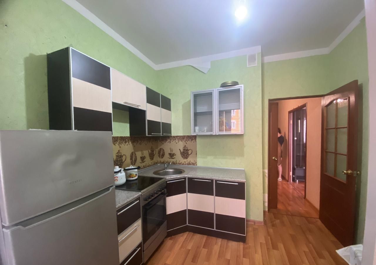 квартира г Астрахань р-н Кировский Зелёная ул., 1к 5 фото 1