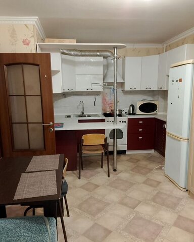 р-н Восточный Сургут, Тюменская обл., пр. Первопроходцев, 11/1 фото