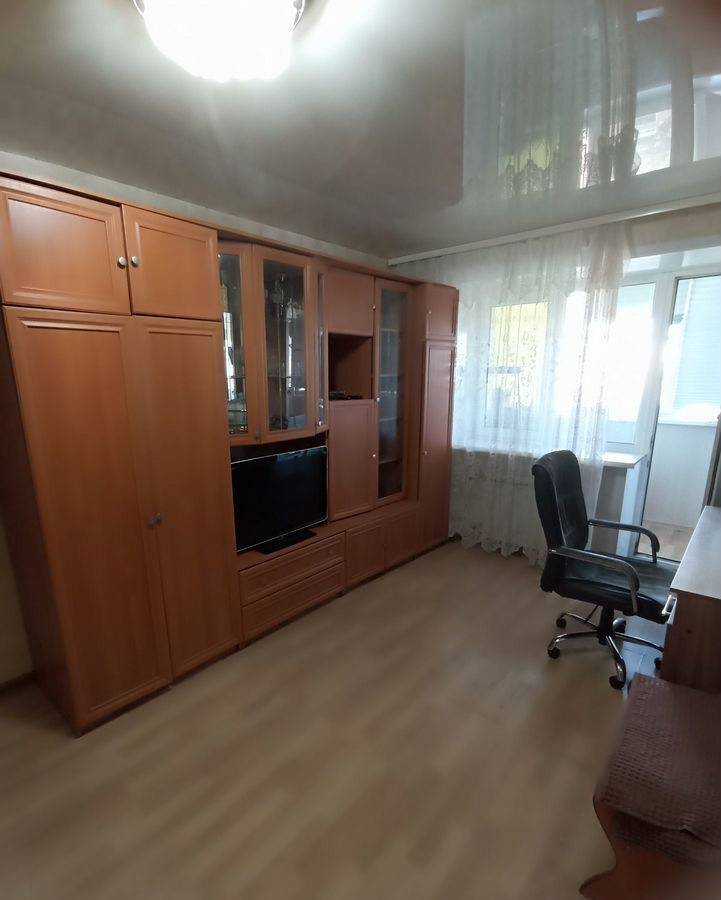 квартира г Волгоград р-н Кировский ул им. Зины Маресевой 9 фото 1