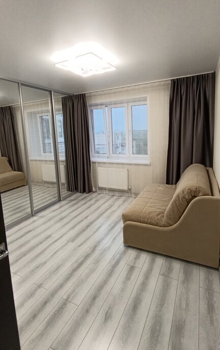 квартира г Чебоксары пр-кт Чебоксарский 25к/1 фото 2