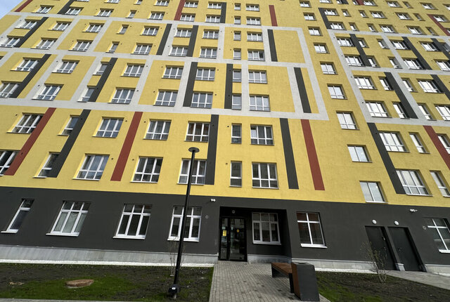 г Екатеринбург ул Академика Ландау 35 Площадь 1905 Года фото