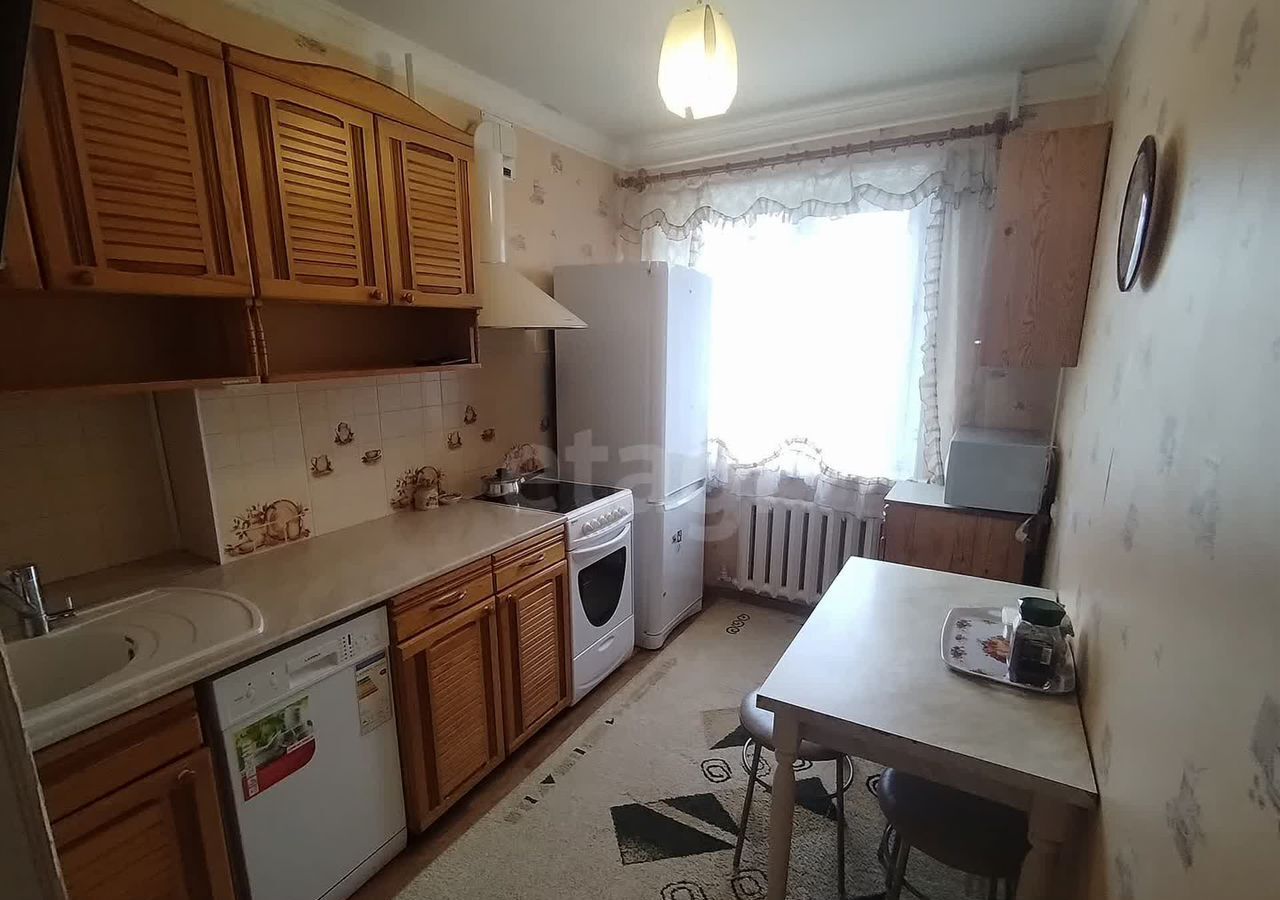 квартира г Тобольск 6-й мкр-н, 17 фото 2