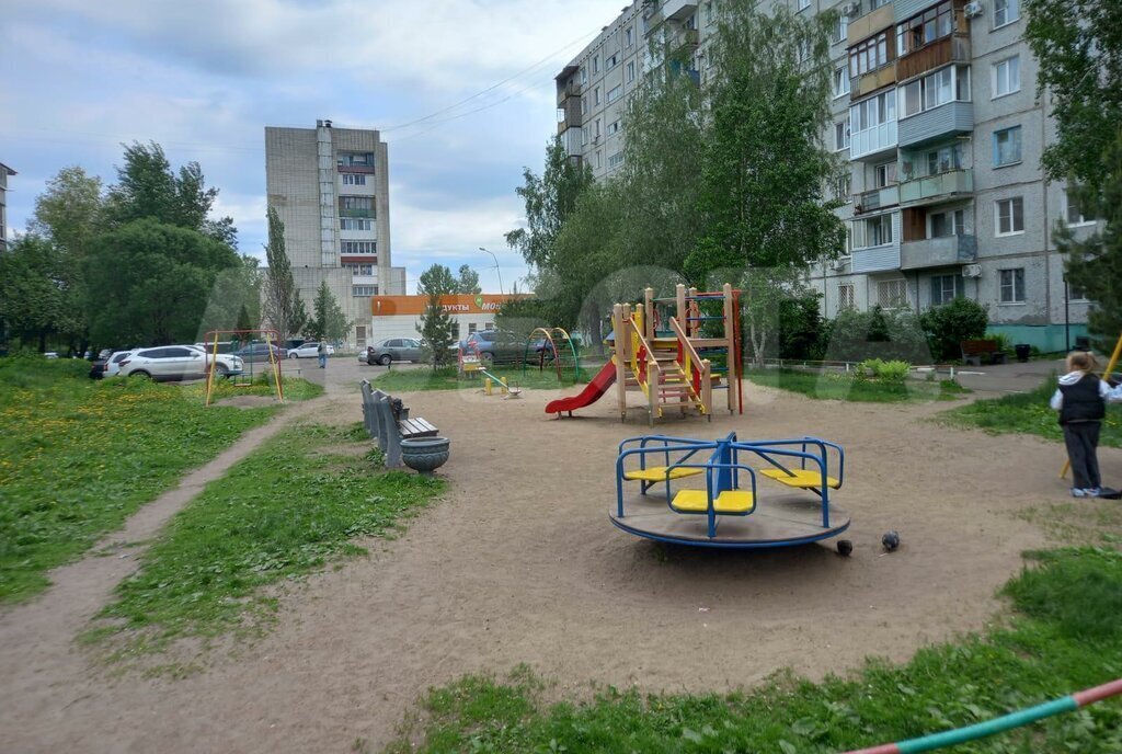 квартира г Омск Городок Нефтяников ул 50 лет Профсоюзов 132 фото 2