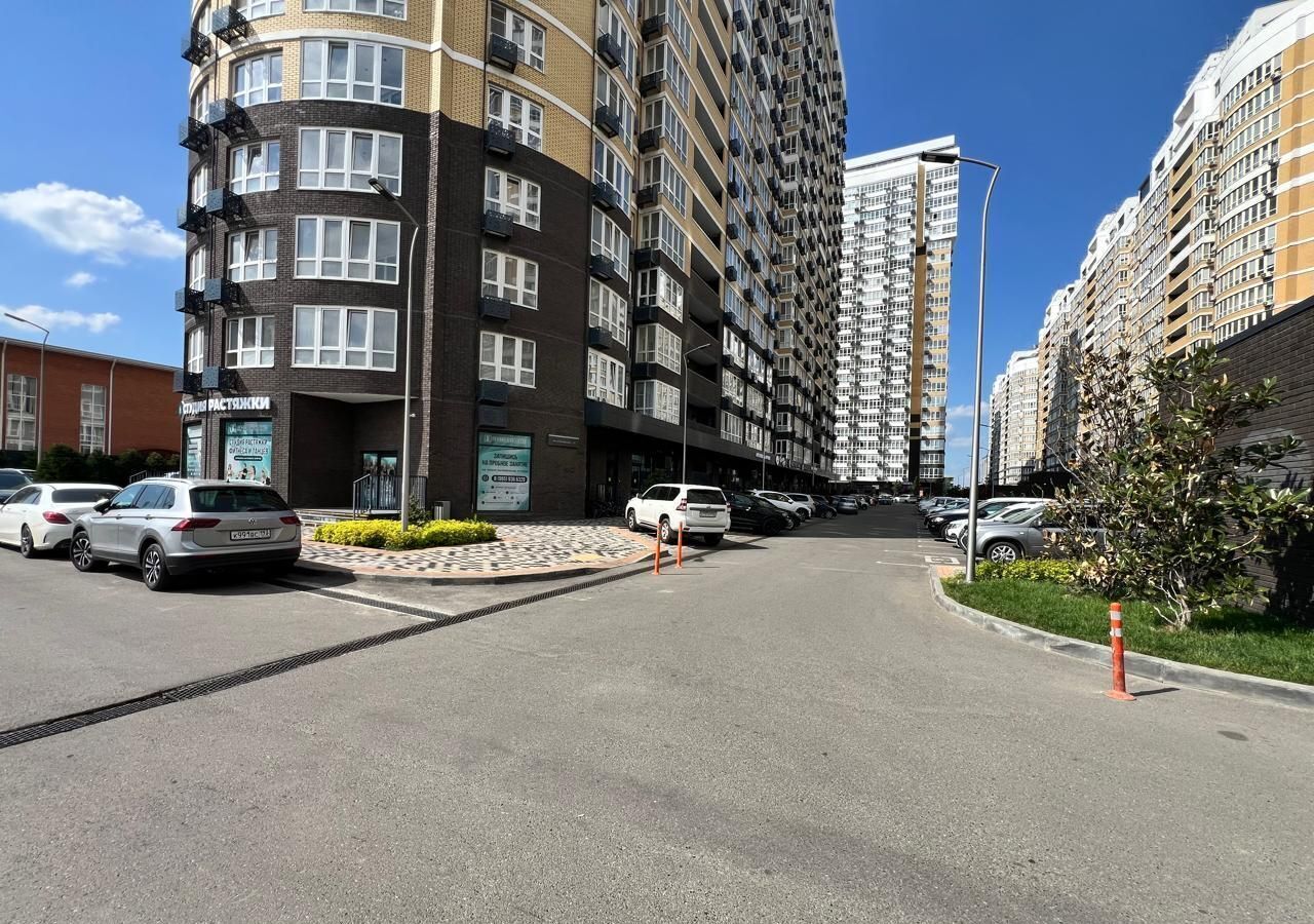 торговое помещение г Краснодар р-н Карасунский ул Сормовская 1/6 фото 4