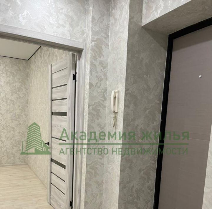 квартира г Саратов р-н Кировский ул Высокая 19а фото 7