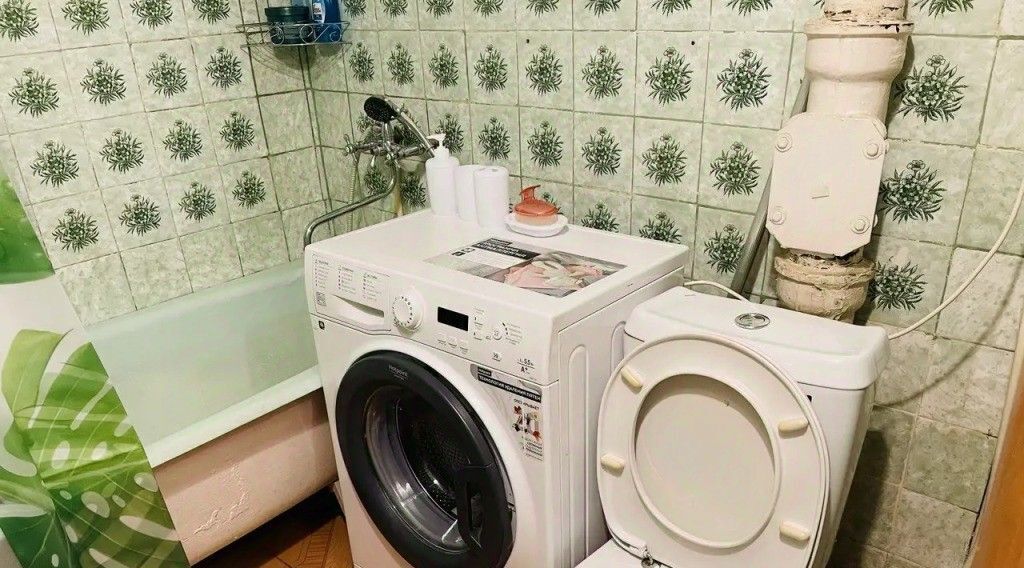 комната г Междуреченск ул Комарова 21 фото 7