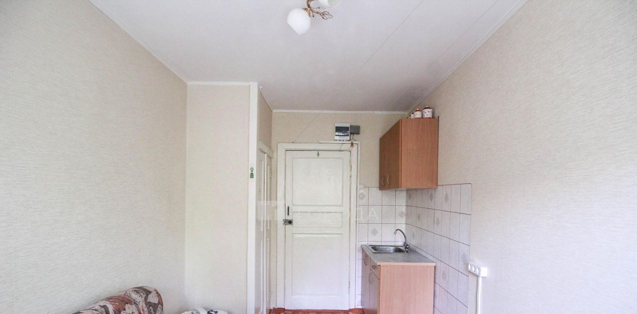 комната г Барнаул р-н Октябрьский ул 40 лет Октября 20/42 фото 7