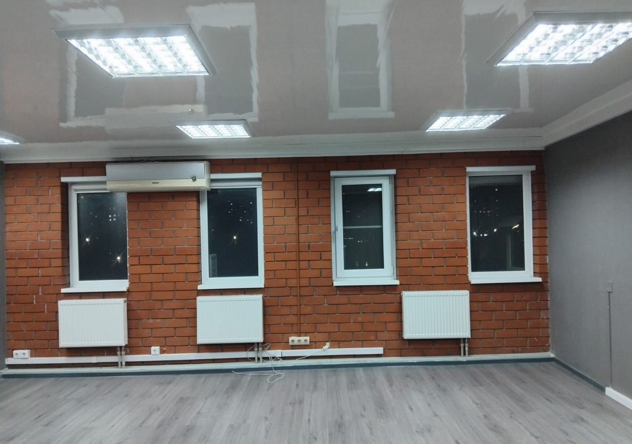 офис г Краснодар р-н Прикубанский ул Весенняя 22 фото 1