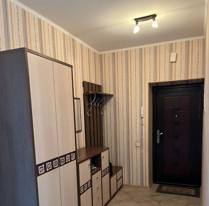 квартира г Омск р-н Центральный ул Маршала Жукова 144 фото 13