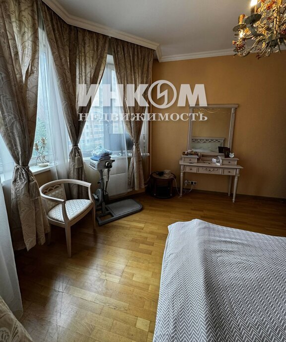 квартира г Москва метро Сходненская ул Лодочная 9к/1 фото 6