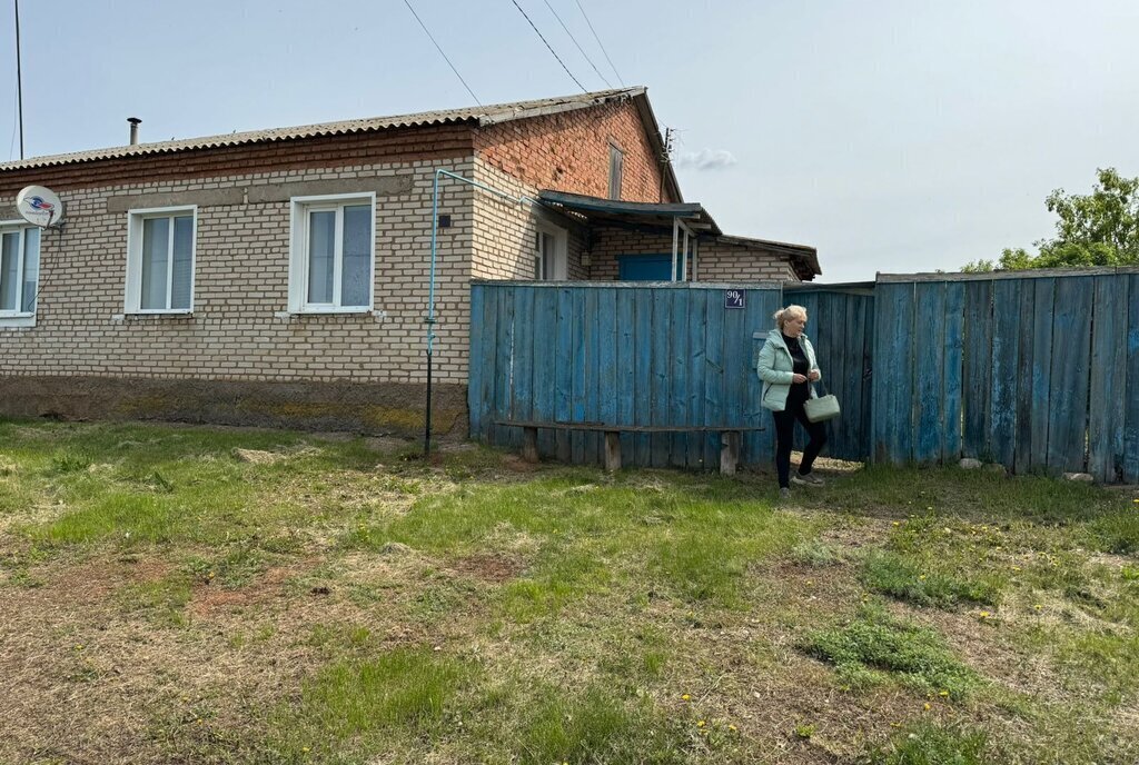дом г Оренбург улица Михаила Фадеева фото 1