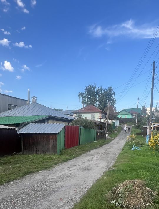 дом г Барнаул р-н Центральный ул Южная 66а фото 2