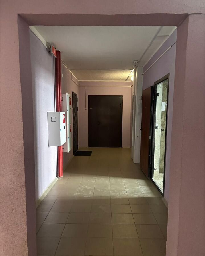 квартира г Оренбург р-н Дзержинский ул Терешковой 134а фото 12