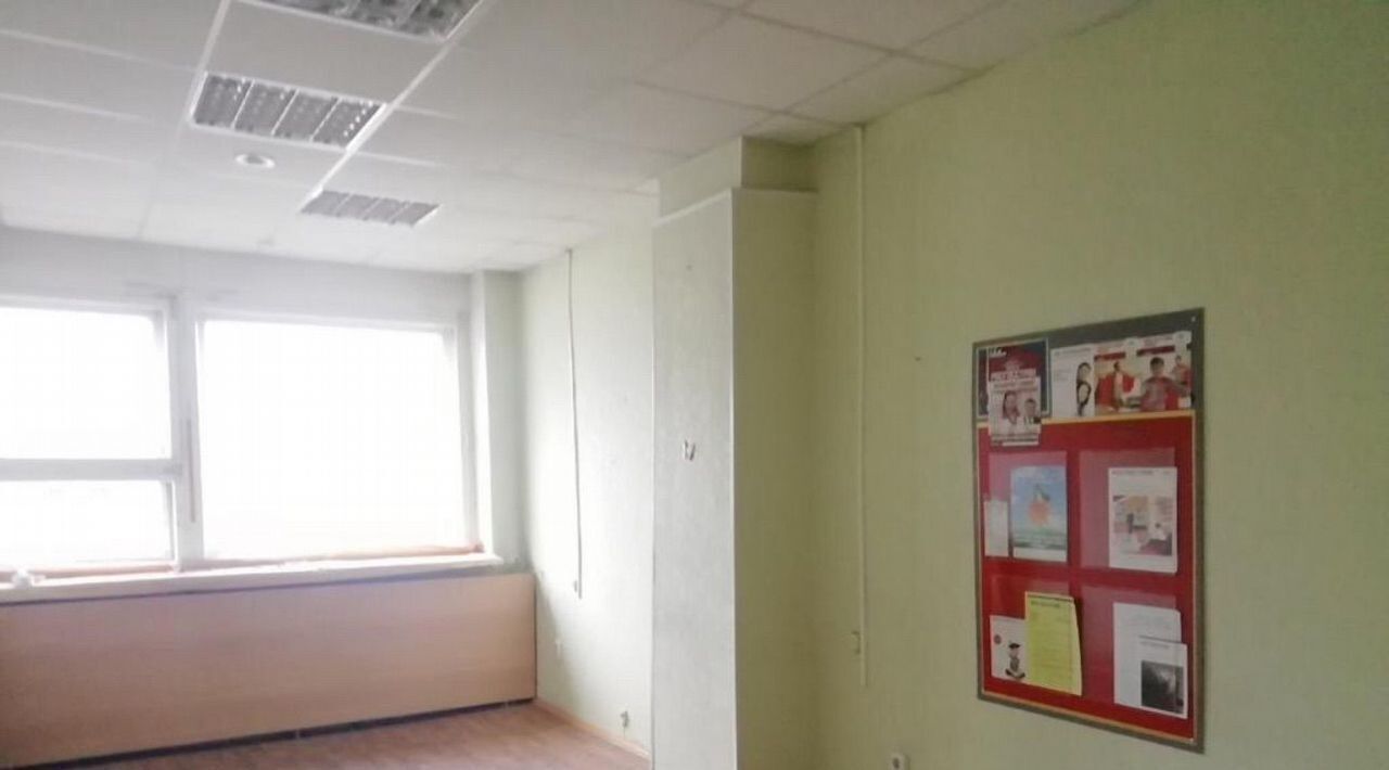 свободного назначения г Екатеринбург р-н Чкаловский Вторчермет жилрайон, ул. Братская, 18 фото 7