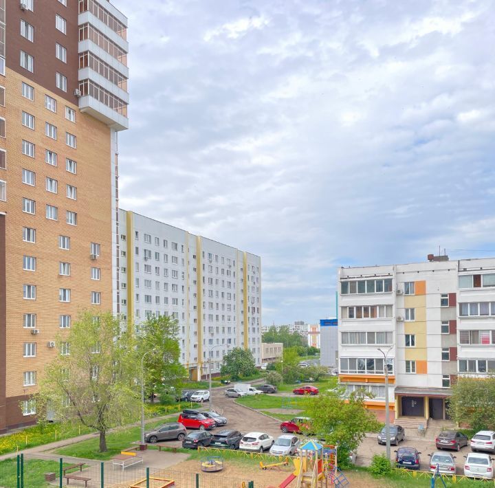 квартира г Набережные Челны р-н Центральный пр-кт Раиса Беляева 42в фото 18