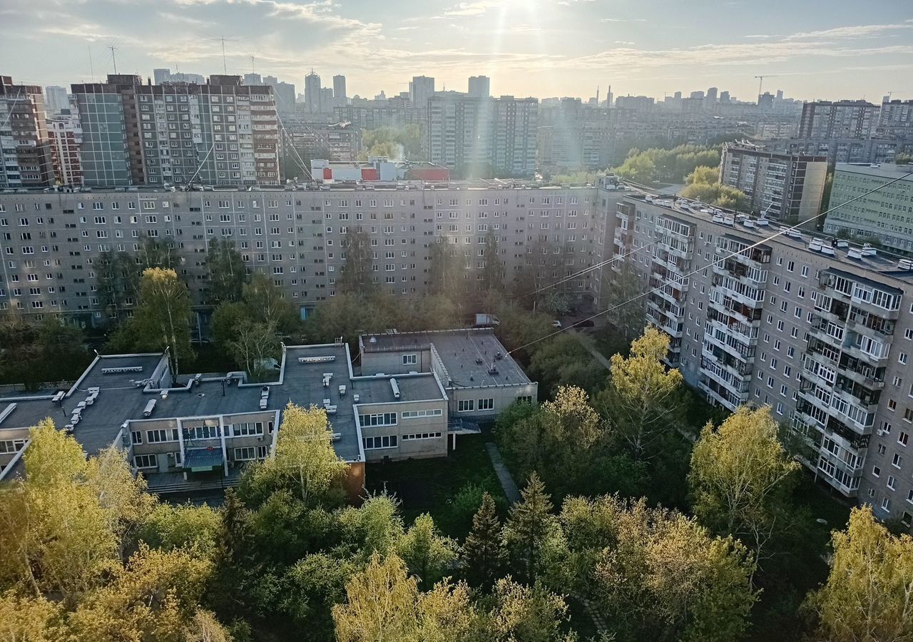 квартира г Екатеринбург р-н Кировский ул Сыромолотова 26к/1 фото 4