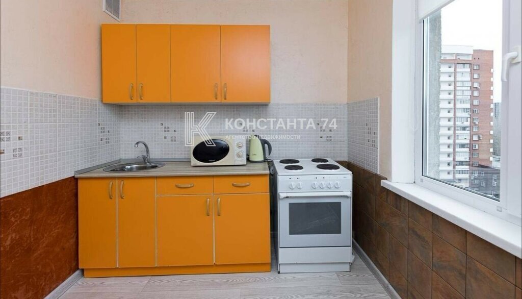 квартира г Челябинск р-н Калининский ул Братьев Кашириных 93 фото 3