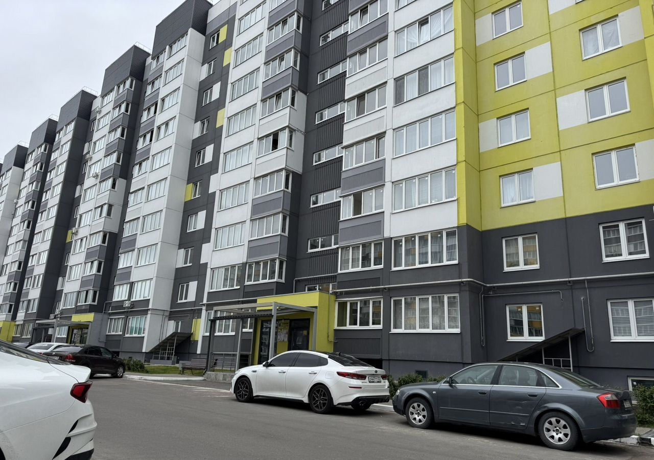 квартира г Брянск рп Радица-Крыловка Бежицкий район ул Толстого 4 фото 1