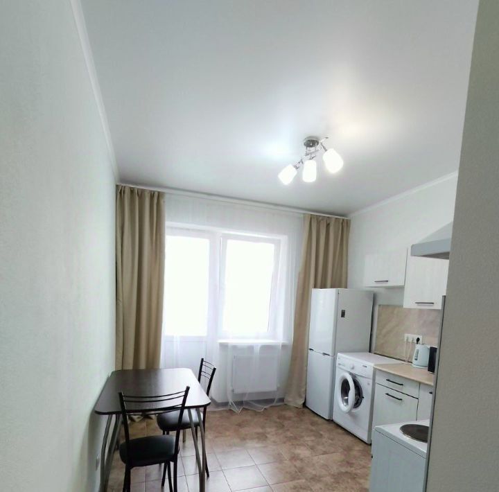 квартира г Краснодар р-н Прикубанский ул им. Симиренко 37к/2 фото 7