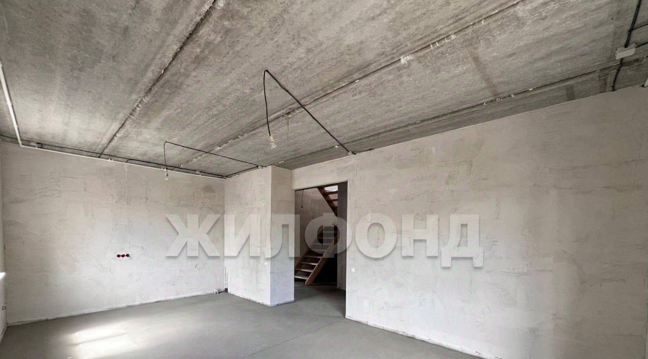 дом г Новосибирск р-н Ленинский пер 7-й Порт-Артурский 6 Площадь Маркса фото 10