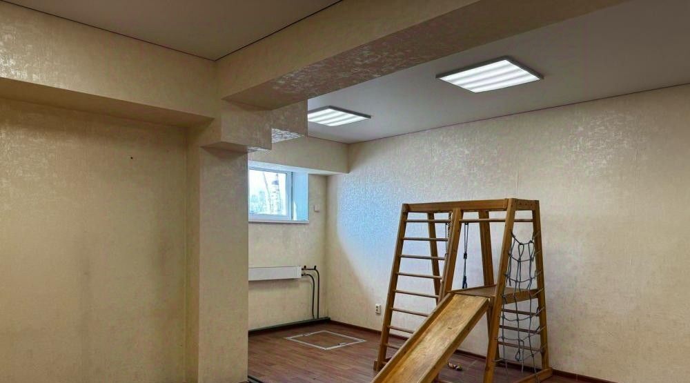 офис г Иркутск р-н Октябрьский мкр Крылатый 8 фото 2