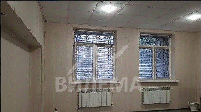 офис г Владикавказ р-н Затеречный пр-кт Доватора 8 фото 1