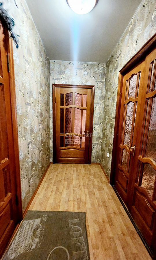квартира г Волгоград р-н Дзержинский ул Нарвская 10 фото 18
