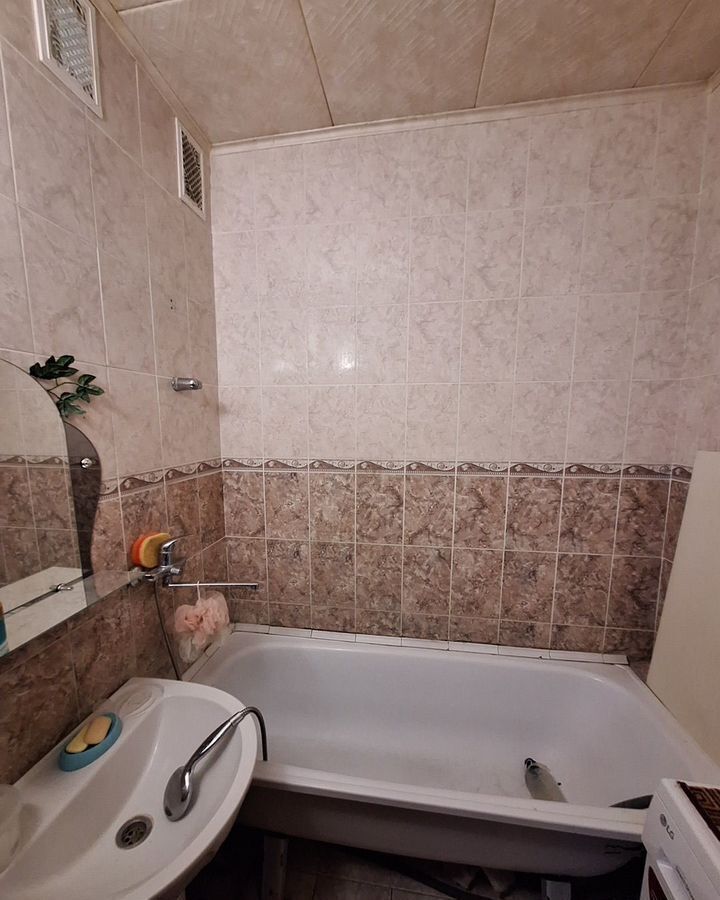 квартира г Старый Оскол мкр-н Молодогвардеец, 11А фото 8