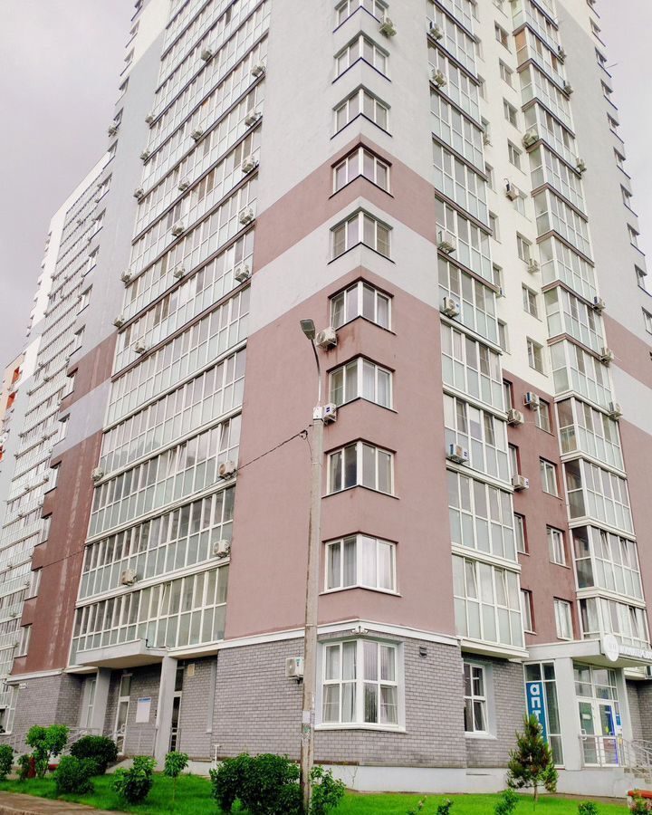 квартира г Волгоград р-н Кировский ул им. Гаря Хохолова 2 фото 3