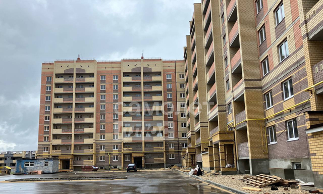 микрорайон Дружный ул Марка Евтюхина 6 м-н фото