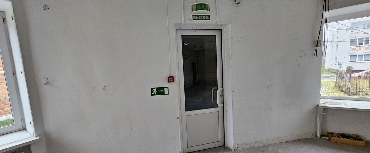 торговое помещение р-н Кольчугинский г Кольчугино муниципальное образование Кольчугино, Школьная ул., 12А фото 9