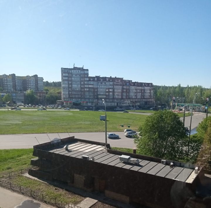 квартира г Тольятти р-н Автозаводский ул Ворошилова 34 фото 12