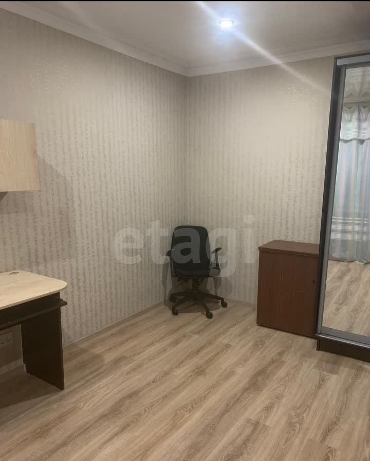 квартира г Батайск ул Южная 40 фото 16
