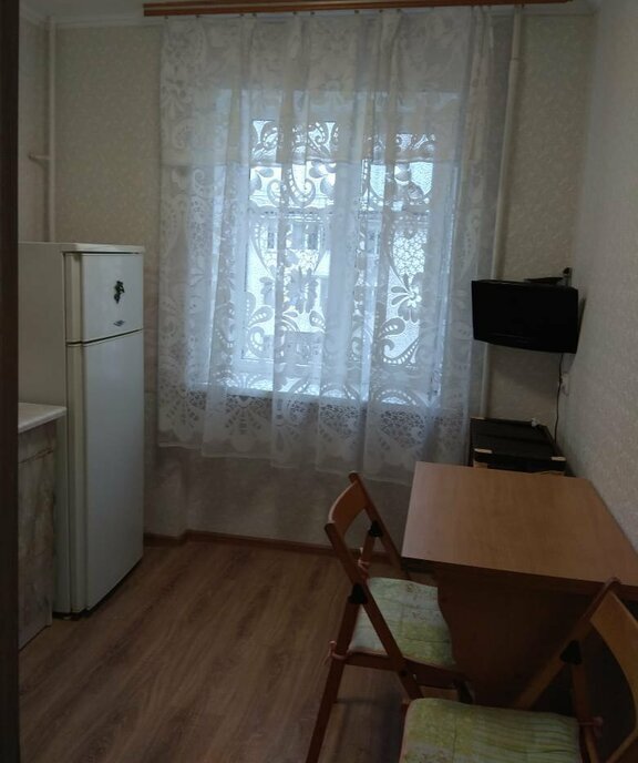 квартира г Феодосия пгт Орджоникидзе ул Нахимова 22 фото 9