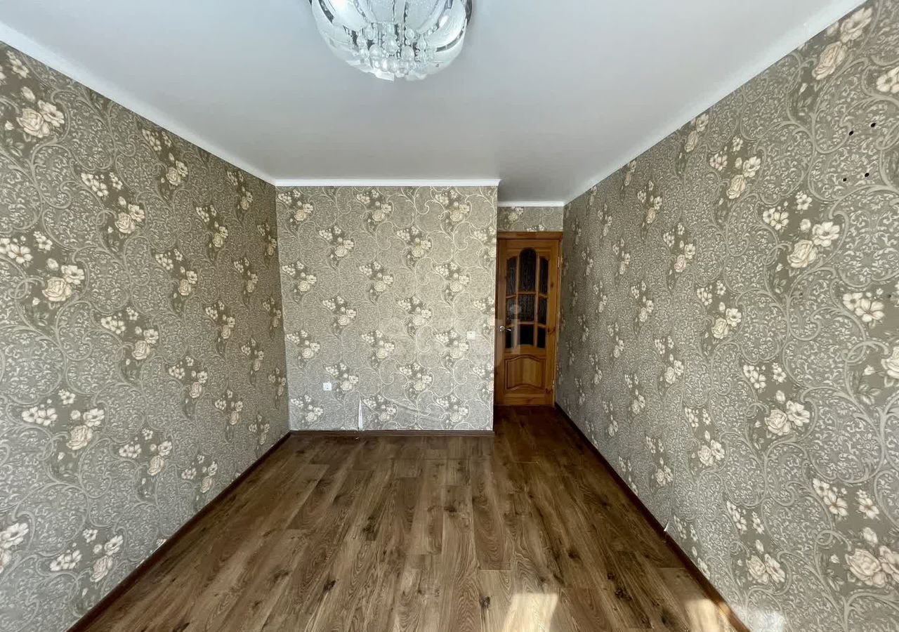 квартира р-н Ейский г Ейск ул Октябрьская 215/1 фото 4