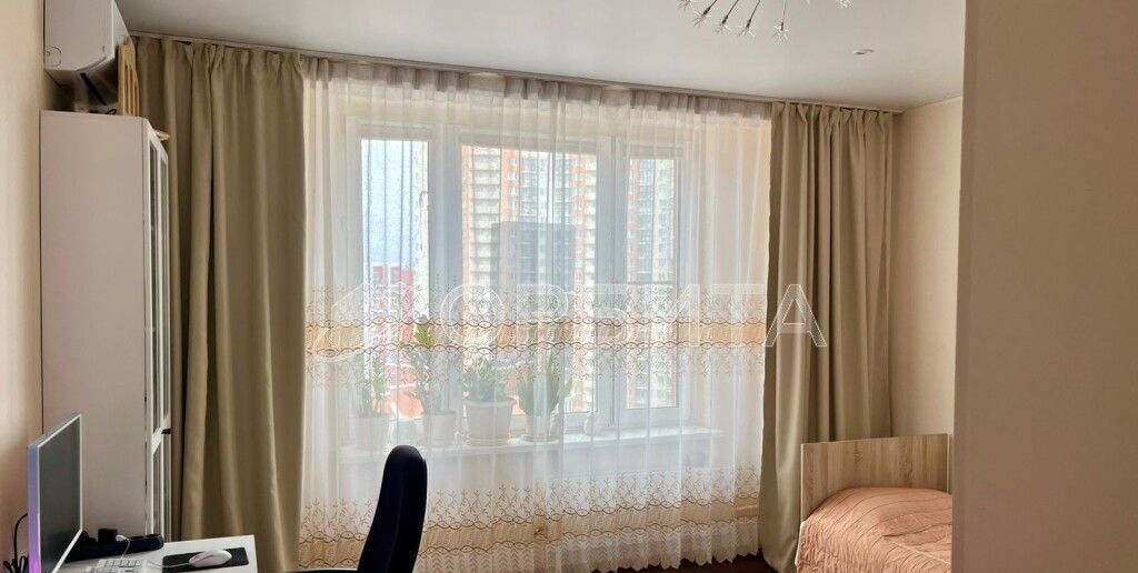 квартира г Тюмень р-н Центральный проезд Заречный 37к/1 фото 11