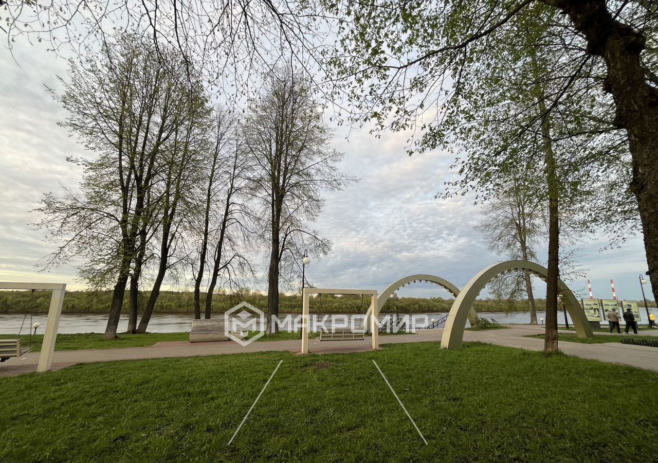 квартира г Киров р-н Нововятский ул Тренера Пушкарева 8 фото 18