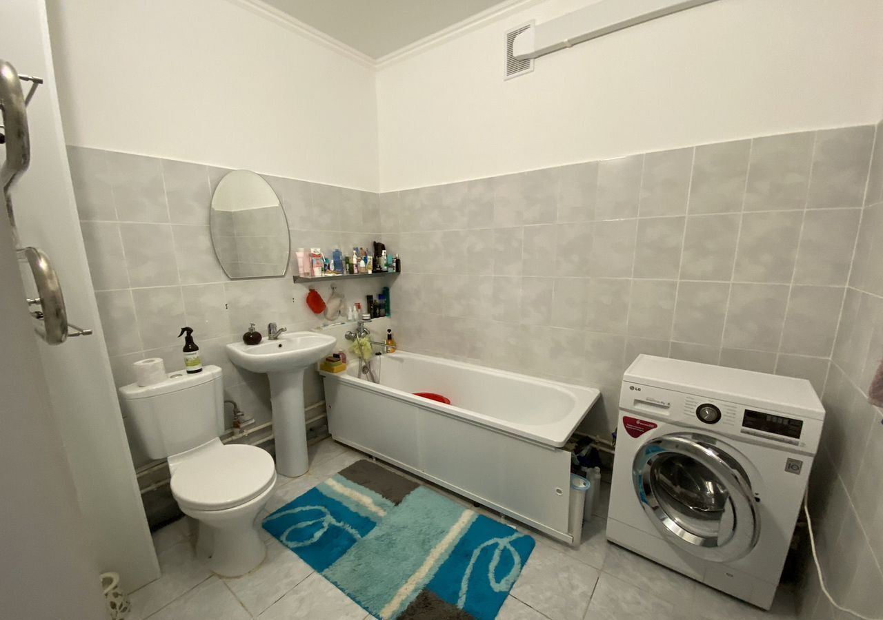 квартира г Тобольск мкр-н 7А, 27 фото 10