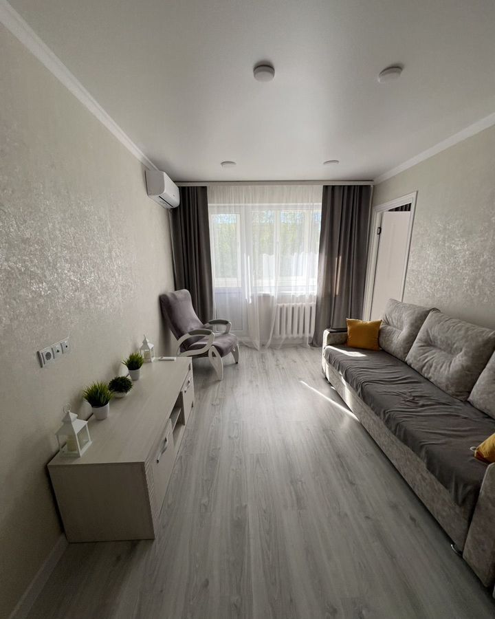квартира г Омск р-н Кировский ул Лукашевича 21а фото 3