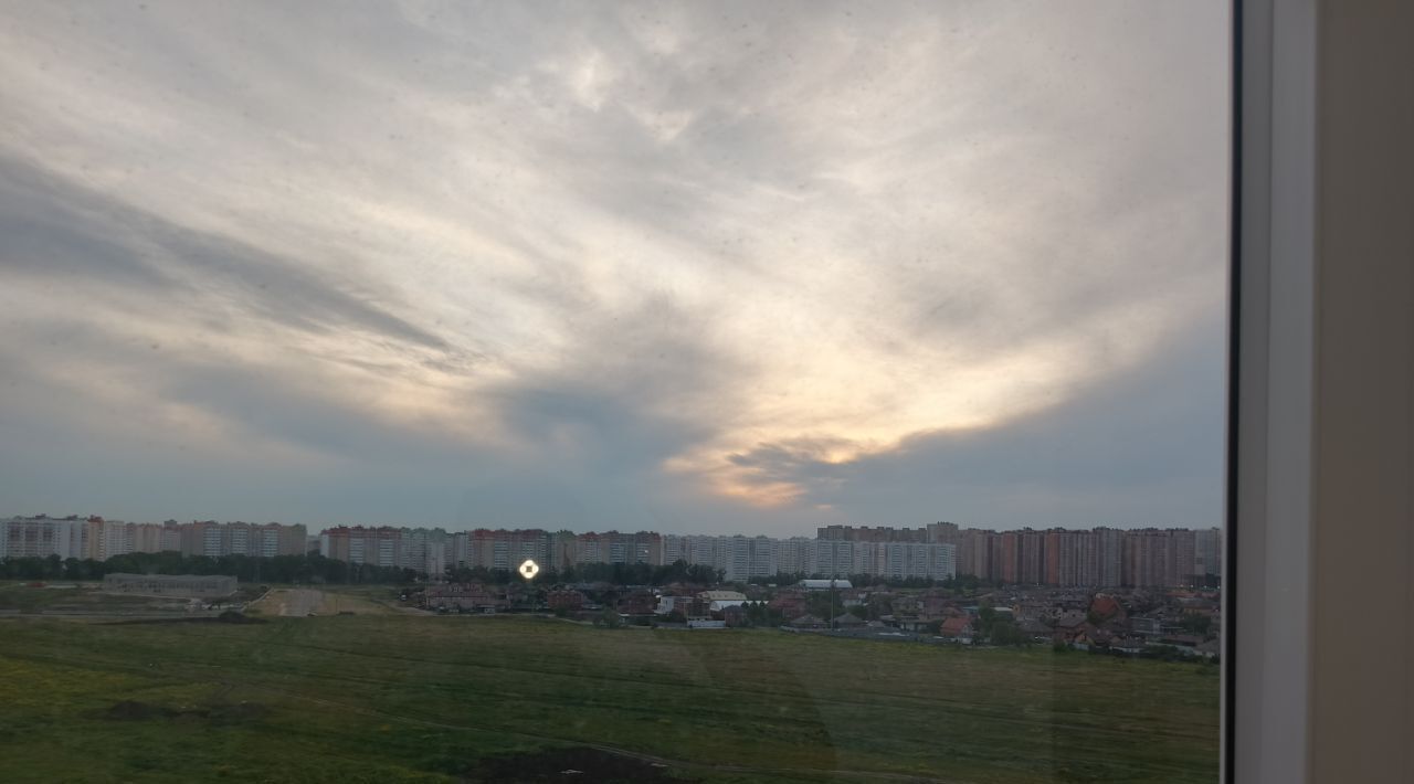 квартира г Краснодар р-н Прикубанский ул им. Героя Советского Союза Николая Воробьёва 9 фото 1