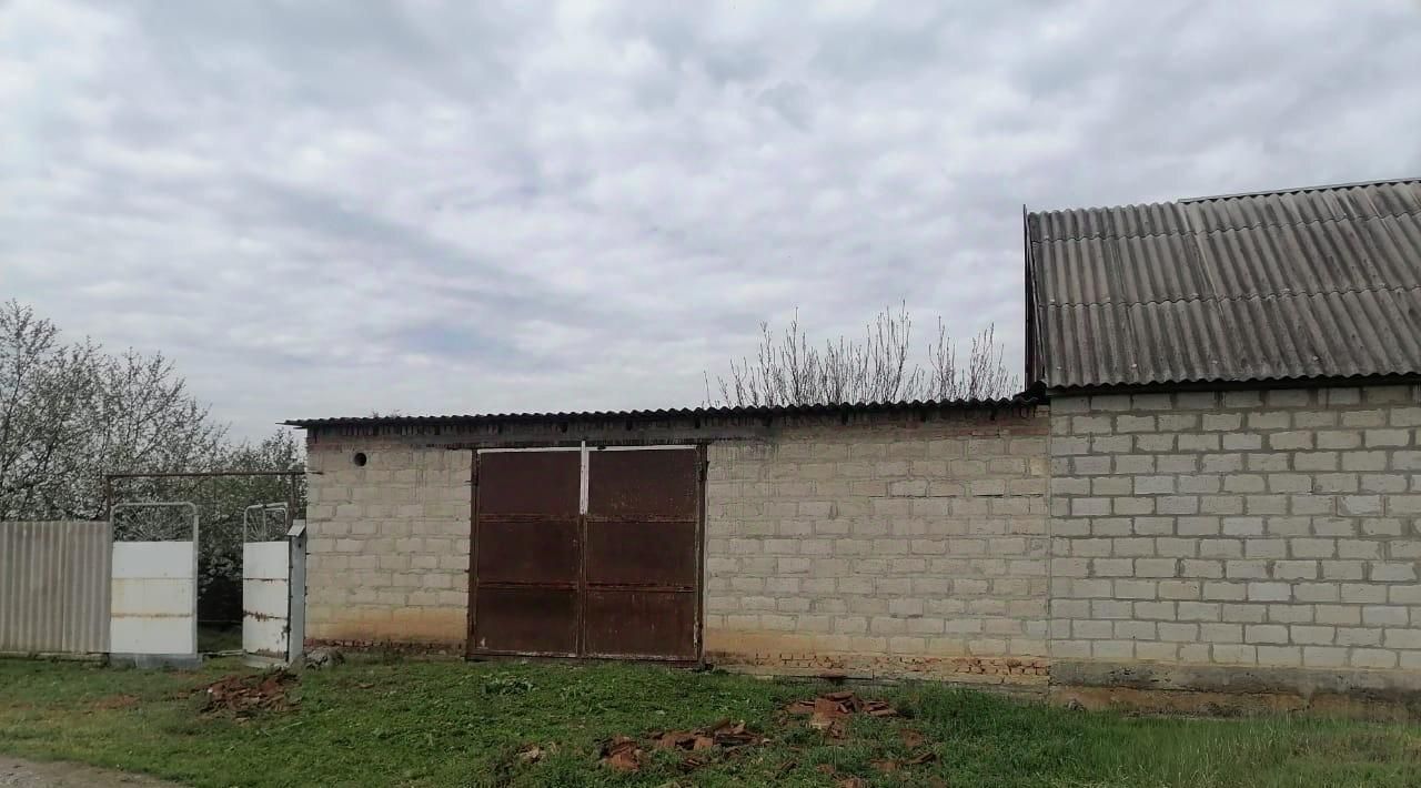 дом г Прохладный Винсовхоз ул Веселая 1 фото 2