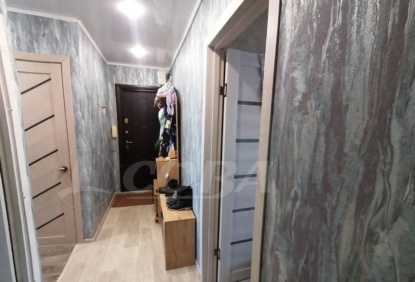 квартира г Тобольск 8-й мкр-н, 12 фото 10