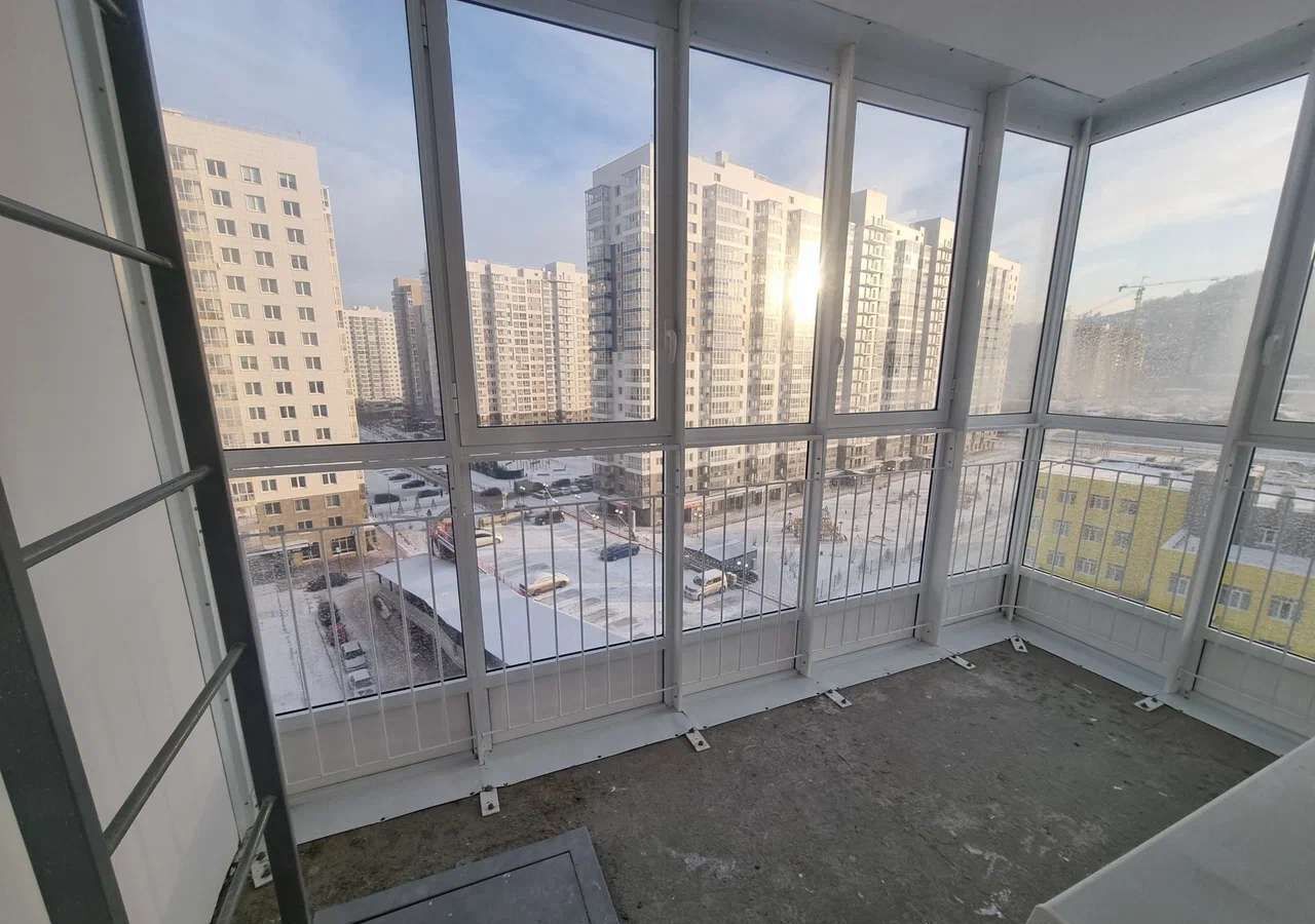 квартира г Красноярск р-н Свердловский ул Лесников 2 фото 14