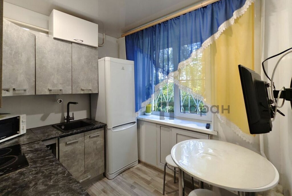 квартира г Челябинск пр-кт Ленина 25а фото 10
