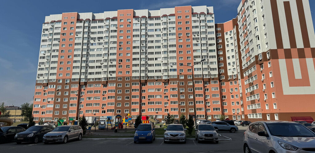 квартира г Оренбург улица Фронтовиков, 8/3 фото 3