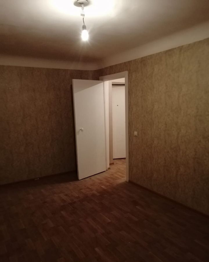 квартира г Волжский ул им генерала Карбышева 110 фото 3