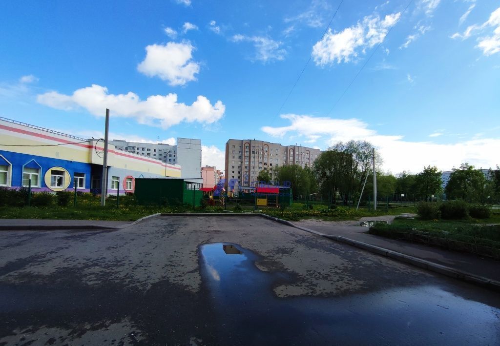 квартира г Ярославль р-н Дзержинский ул Строителей 1к/4 фото 30